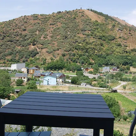 Πανσιόν Tres Campanas 2*