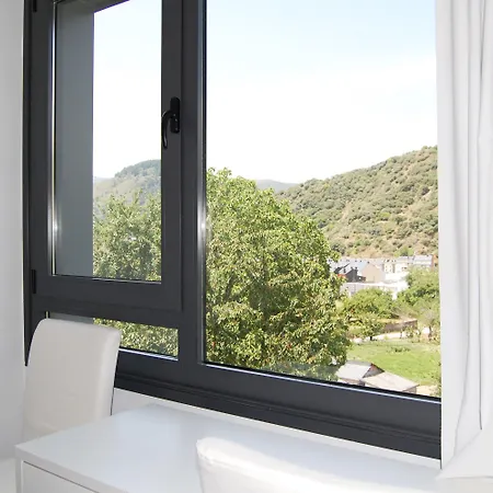 Tres Campanas Πανσιόν 2*