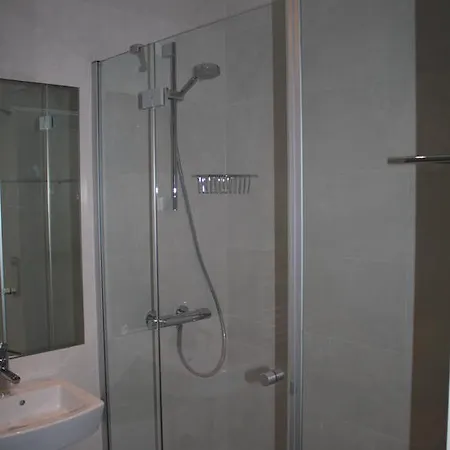 Πανσιόν Tres Campanas 2*