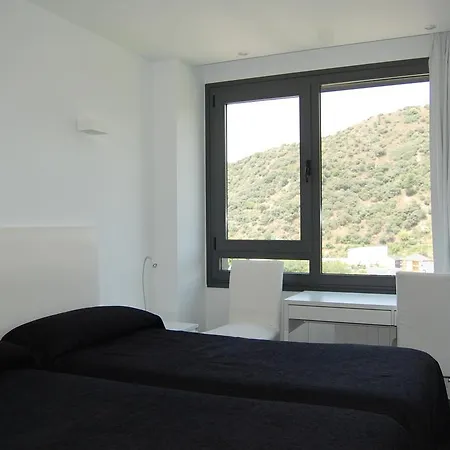 Πανσιόν Tres Campanas