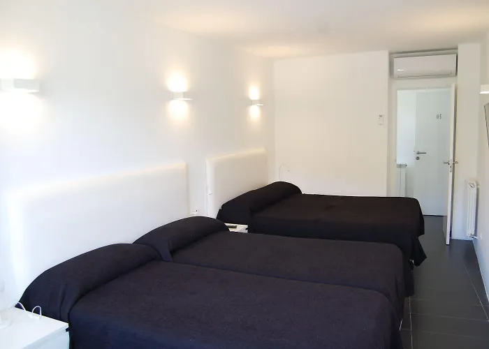 Tres Campanas Guest house Villafranca Del Bierzo