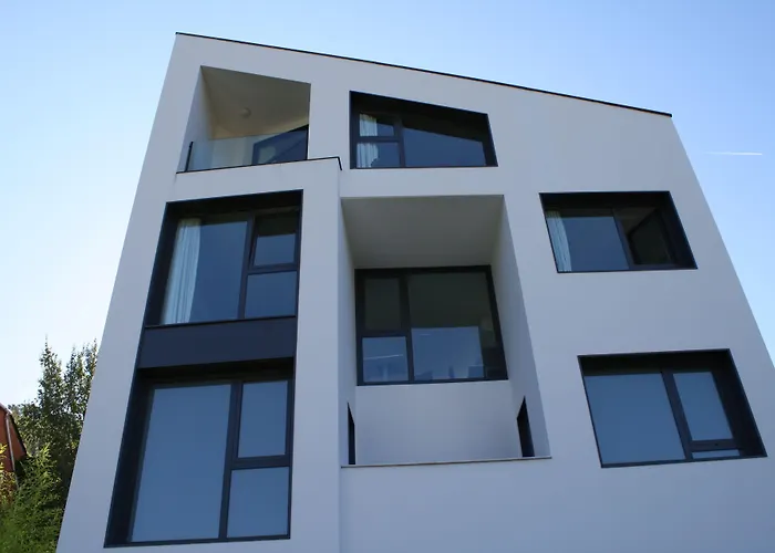 Guest house Tres Campanas 2*