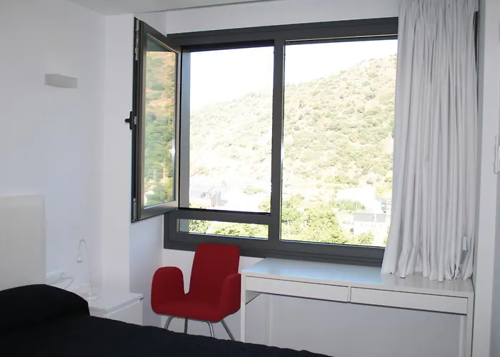 Affittacamere Tres Campanas Villafranca Del Bierzo